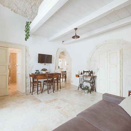 Trulli Lithos Suite Алберобело Екстериор снимка
