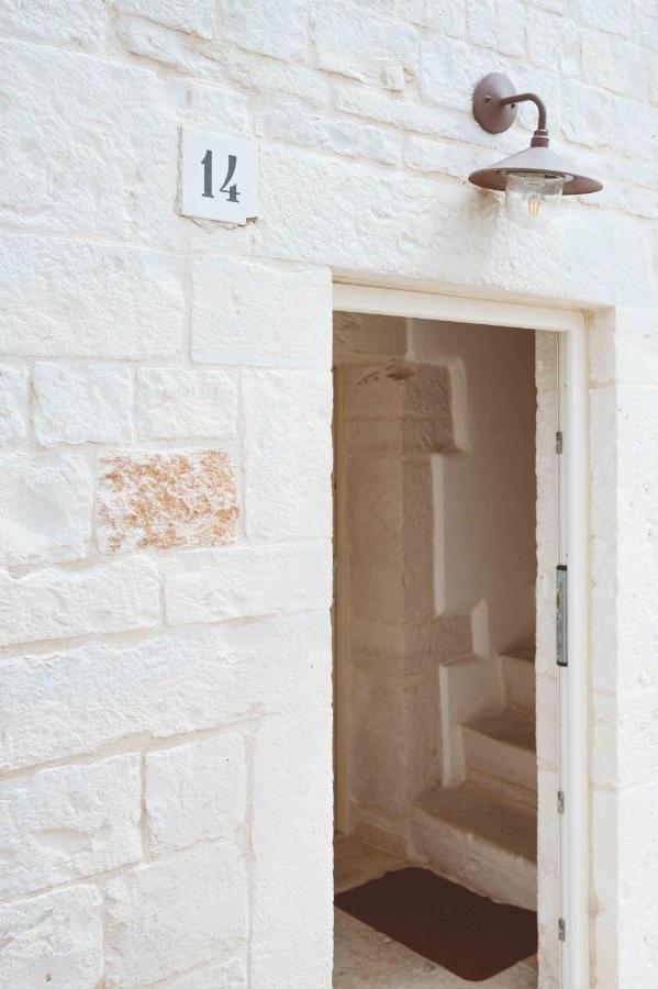 Trulli Lithos Suite Алберобело Екстериор снимка