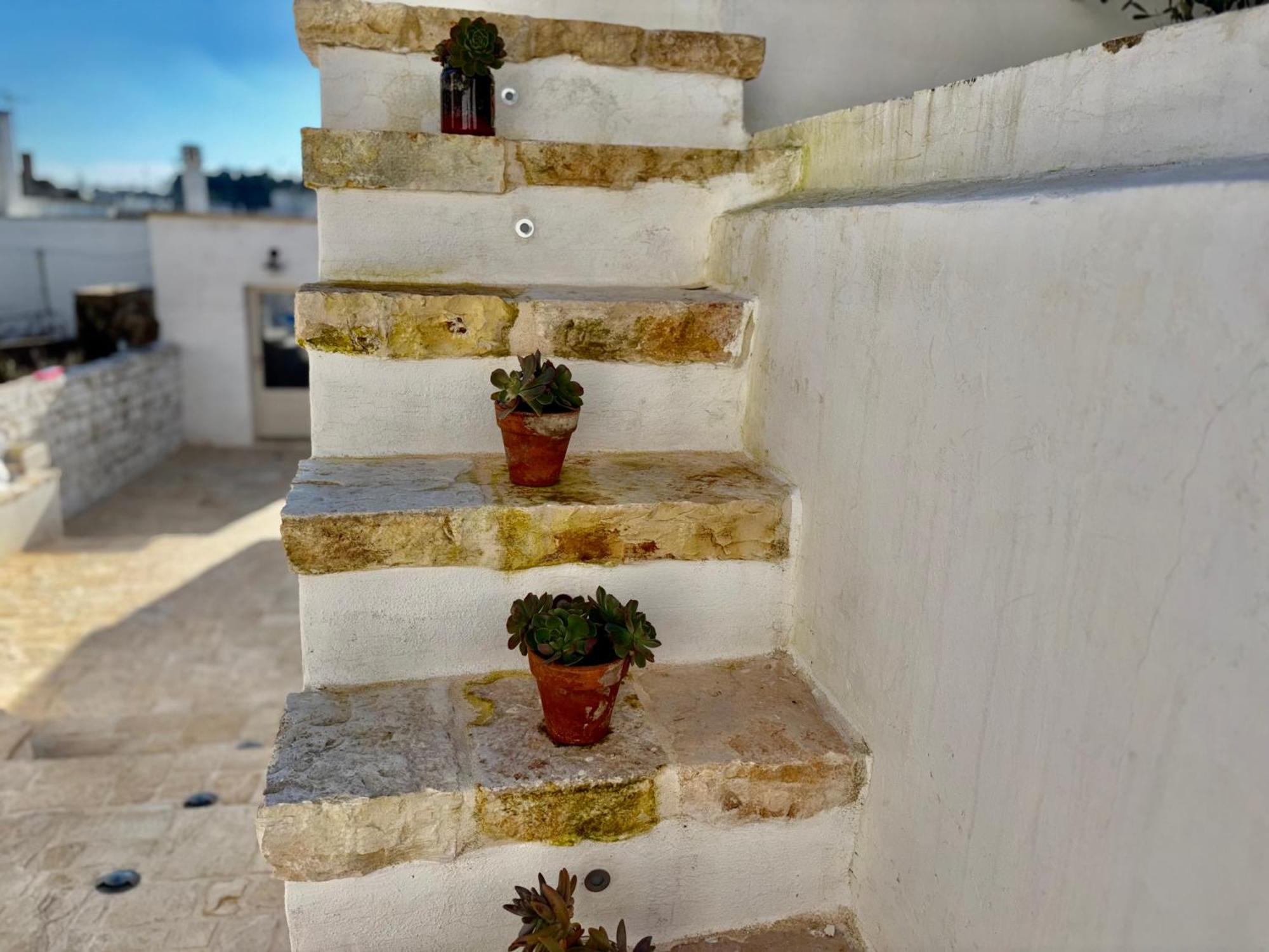 Trulli Lithos Suite Алберобело Екстериор снимка