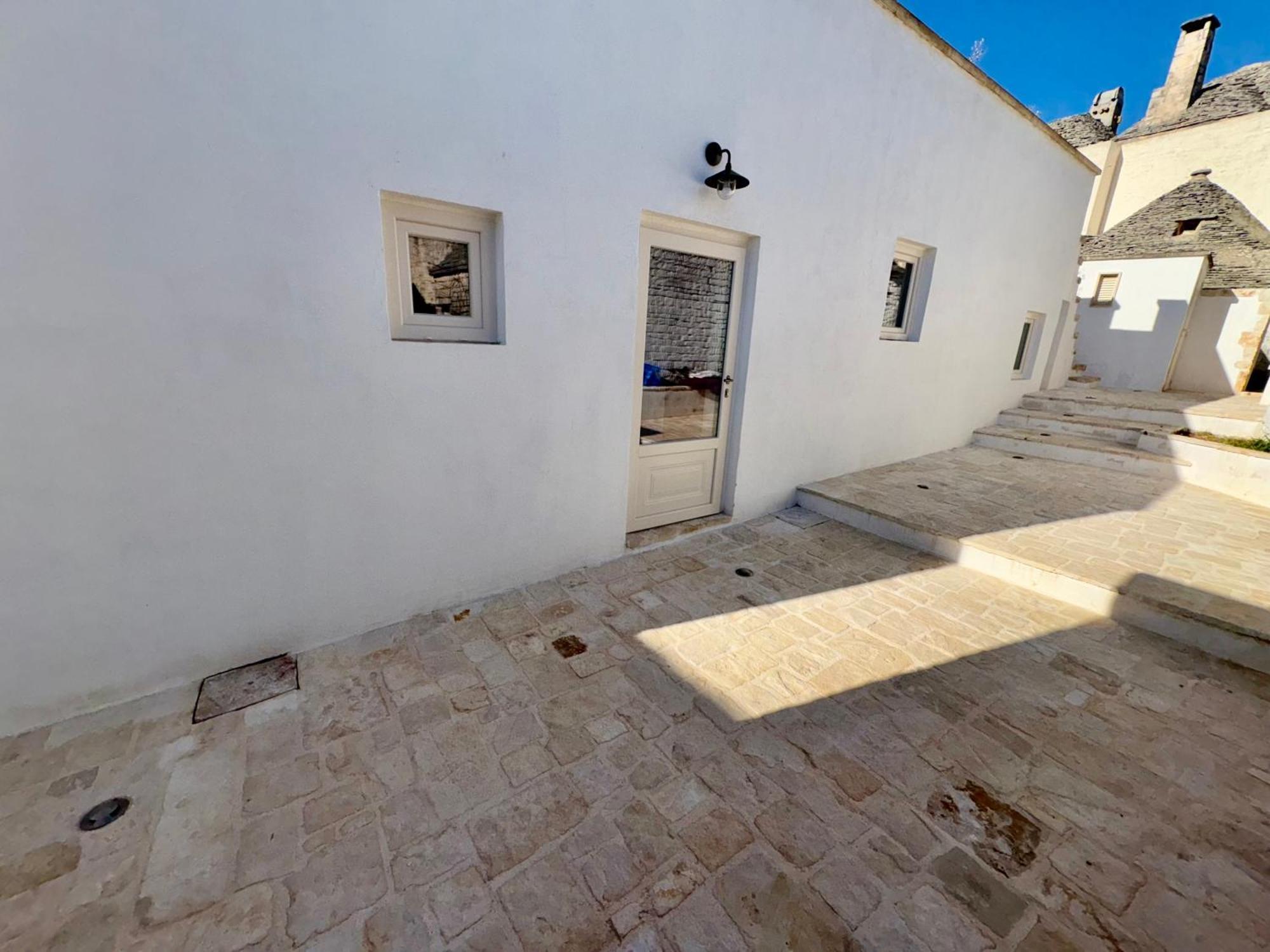 Trulli Lithos Suite Алберобело Екстериор снимка